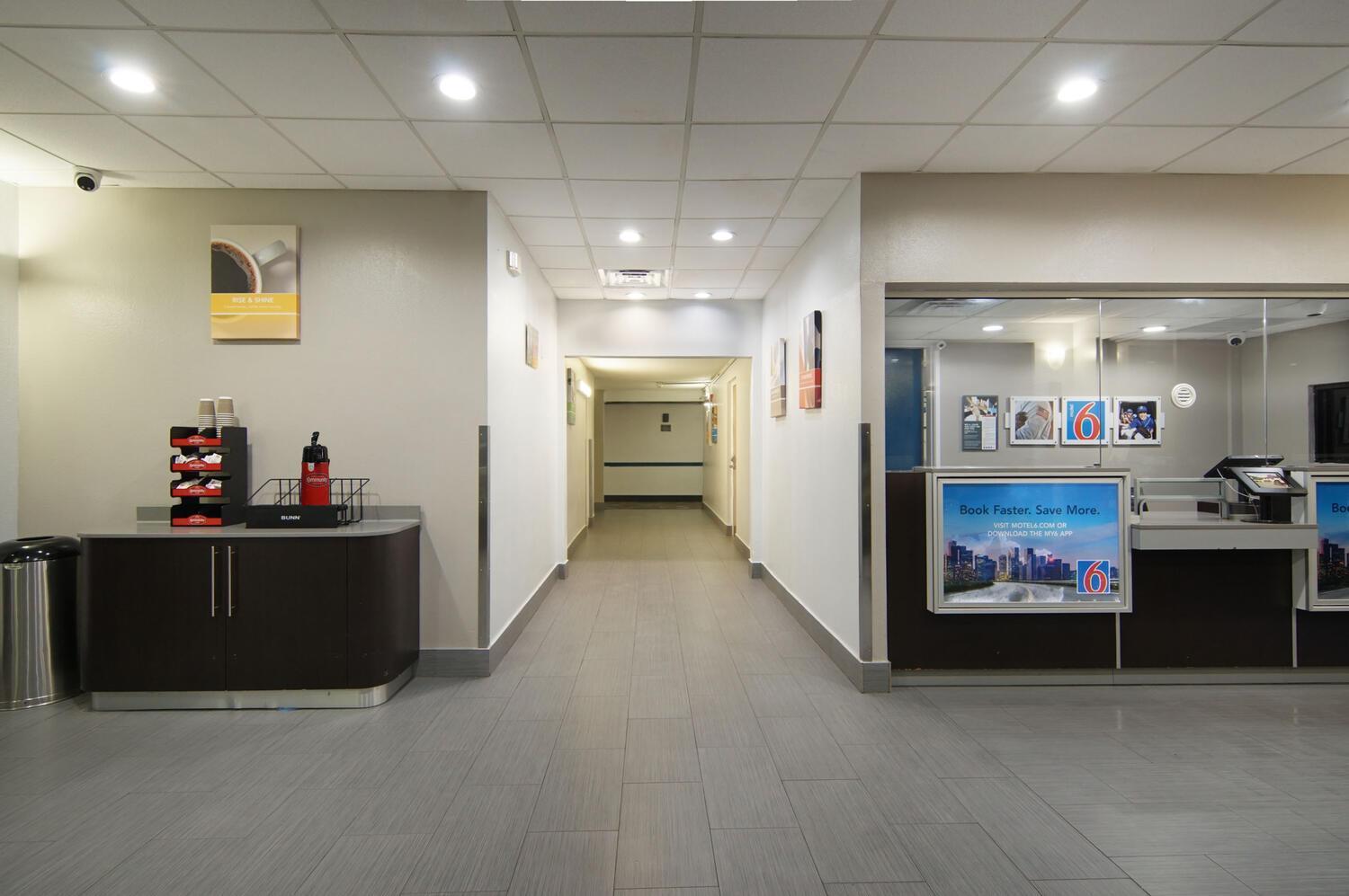 Motel 6-Fort Worth, Tx - Downtown East Екстер'єр фото