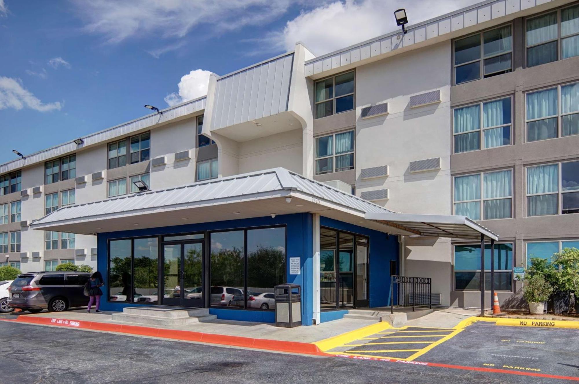 Motel 6-Fort Worth, Tx - Downtown East Екстер'єр фото